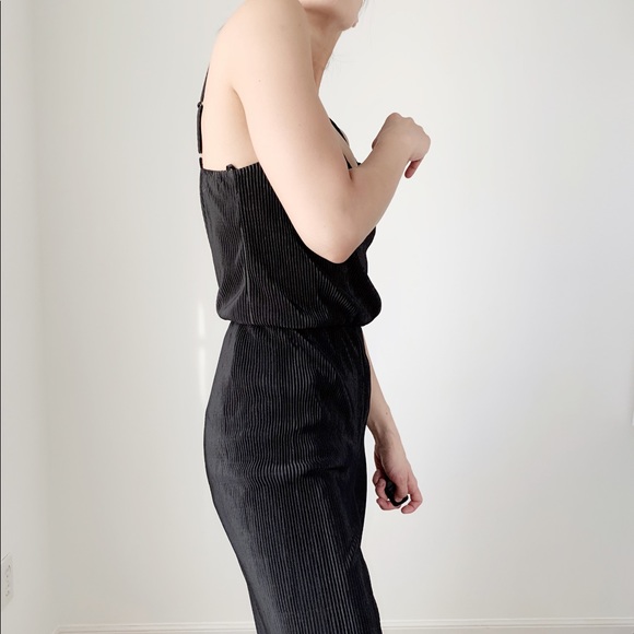 Crepe spaghetti straps jumpsuit - Picture 7 of 8